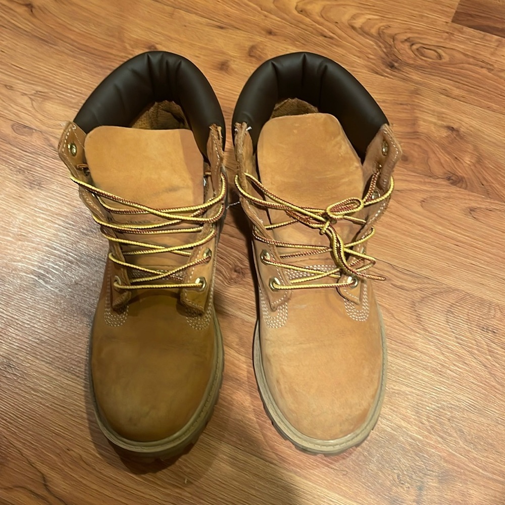 Timberland classic wheat nubuck 6” boot